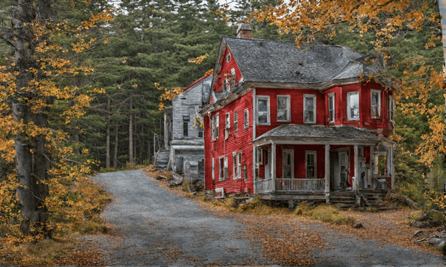 Exploring the Fascinating Roots of Stephen King's Creativity in Maine: Fun Facts
